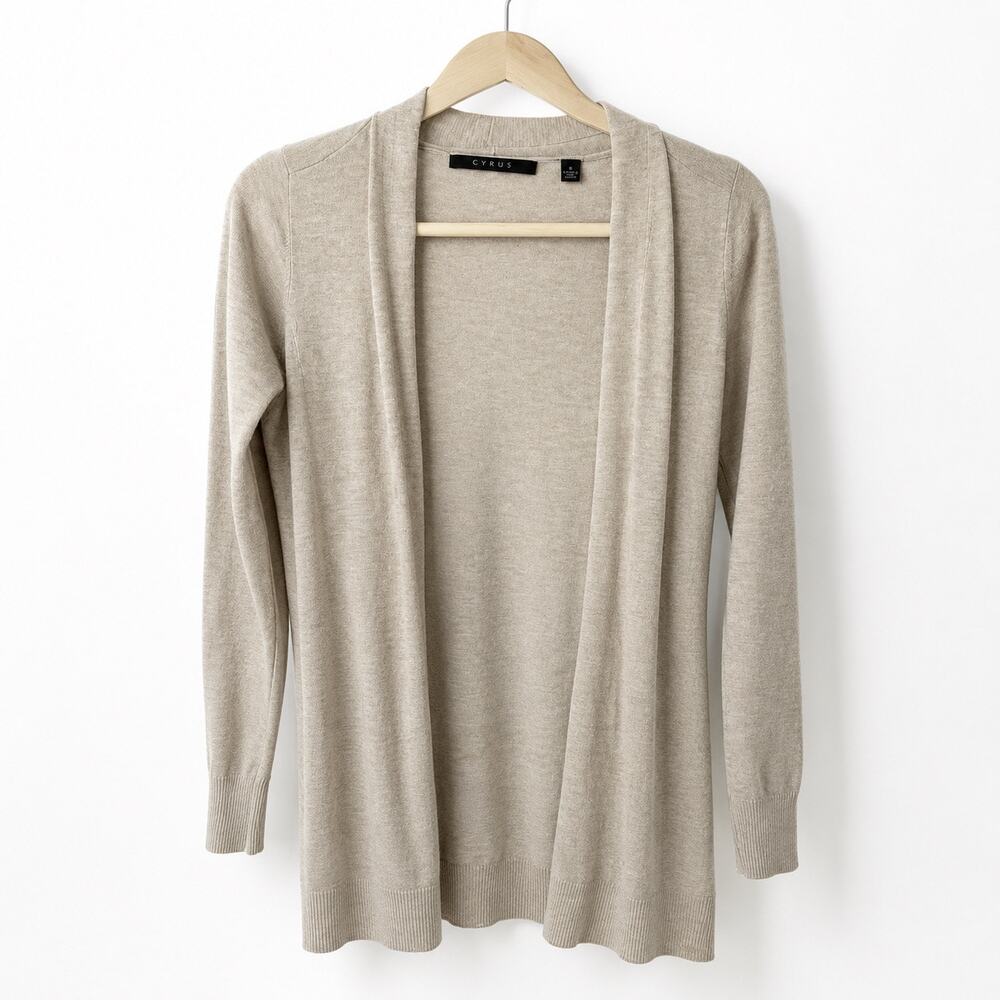 T.J.Maxx Casual Cream Sweater Layering Basic size small V neck